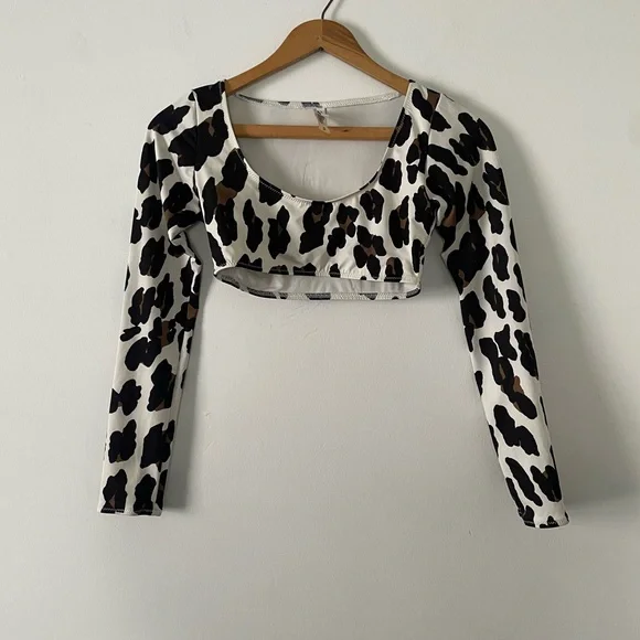 Solid and Striped Cream Colette Leopard Print Long Sleeve Swim Top Size XS - Picture 2 of 5